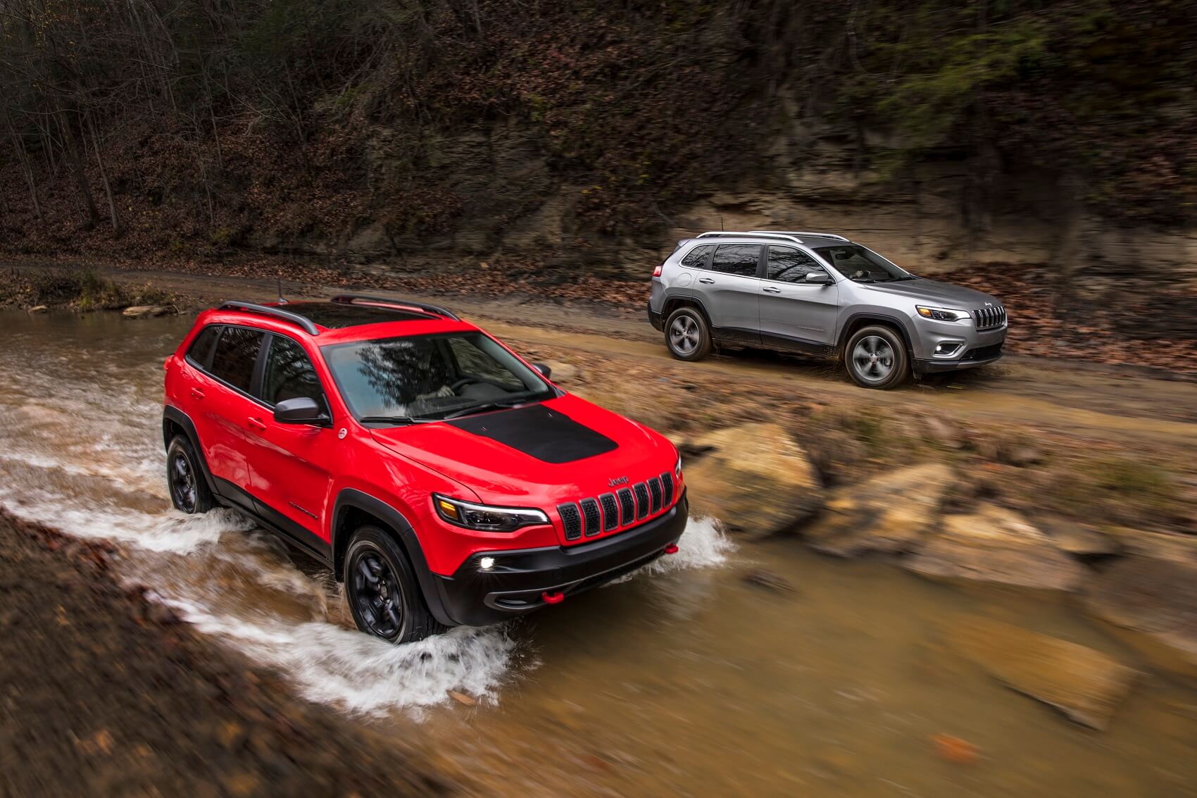 Jeep Cherokee Red and Silver 2