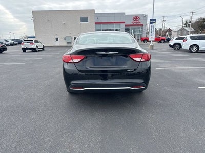 2016 Chrysler 200 Limited