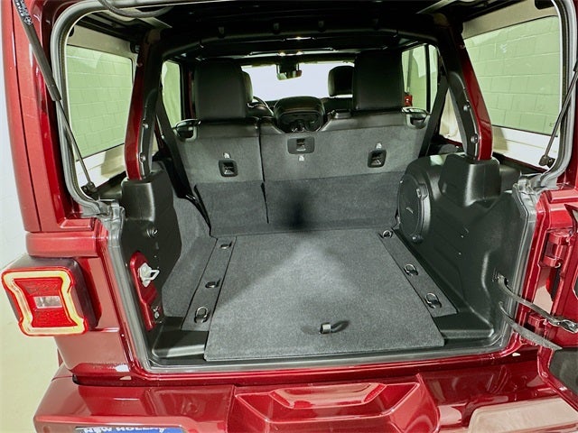 2021 Jeep Wrangler Unlimited Sahara High Altitude