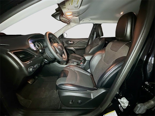 2022 Jeep Cherokee Latitude Lux