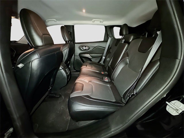 2022 Jeep Cherokee Latitude Lux