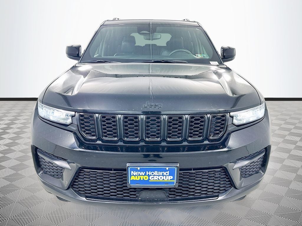 2022 Jeep Grand Cherokee Altitude