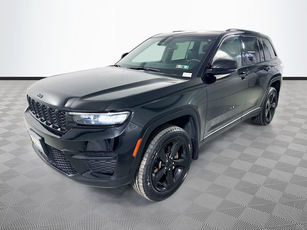 2022 Jeep Grand Cherokee Altitude