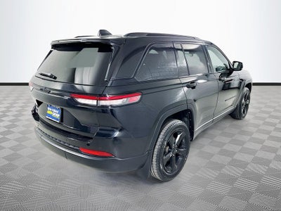2022 Jeep Grand Cherokee Altitude