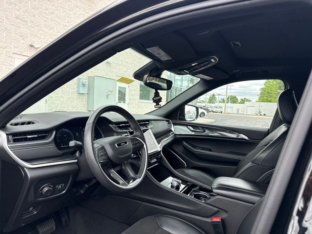 2022 Jeep Grand Cherokee Altitude