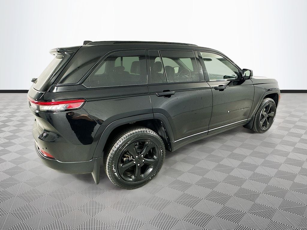 2022 Jeep Grand Cherokee Altitude
