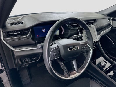 2022 Jeep Grand Cherokee Altitude