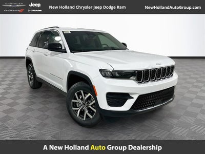 2027 Jeep Grand Cherokee Base
