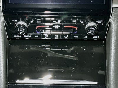 2027 Jeep Grand Cherokee Base