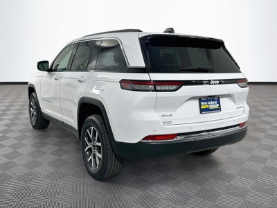 2027 Jeep Grand Cherokee Base