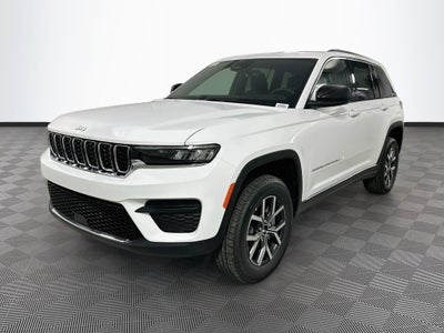 2027 Jeep Grand Cherokee Base