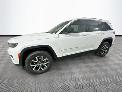 2027 Jeep Grand Cherokee Base