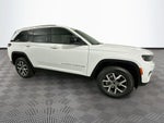 2027 Jeep Grand Cherokee Base