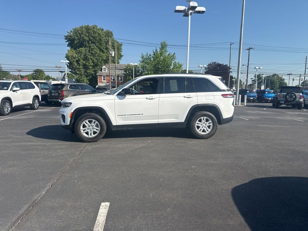 2023 Jeep Grand Cherokee Laredo