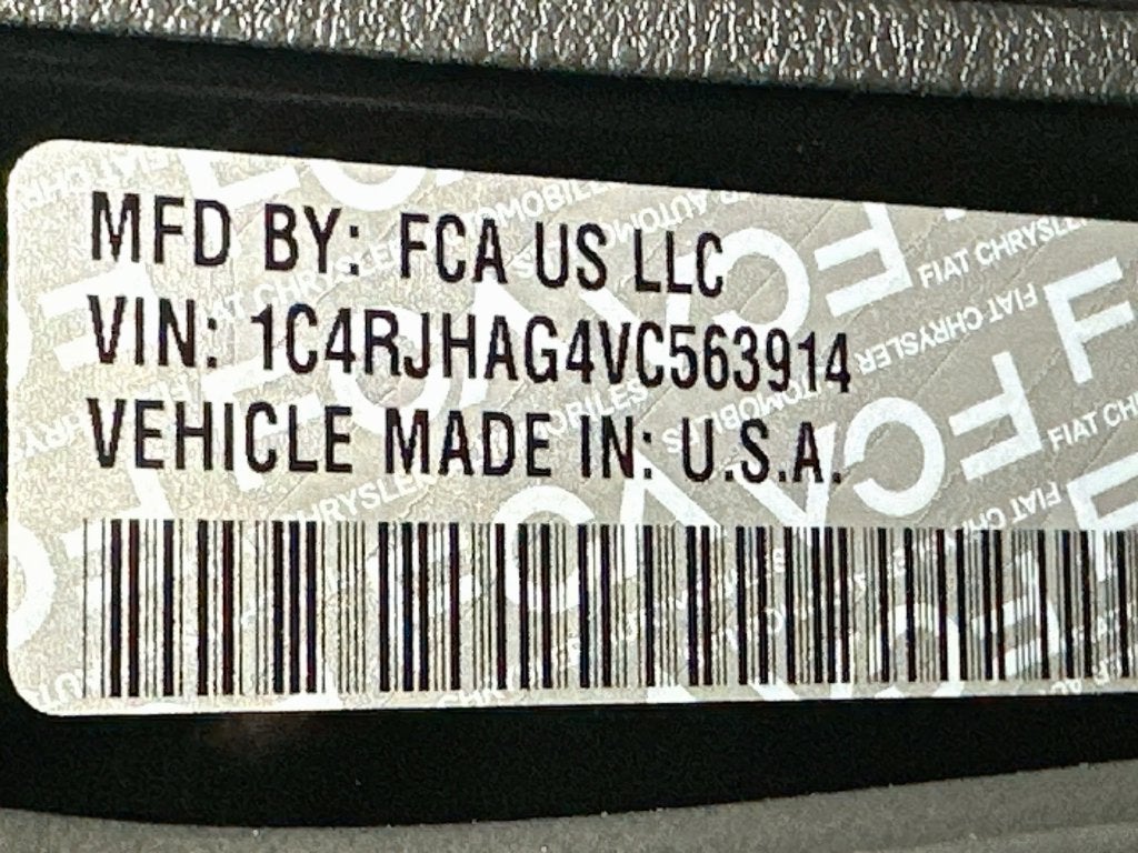 2027 Jeep Grand Cherokee Base