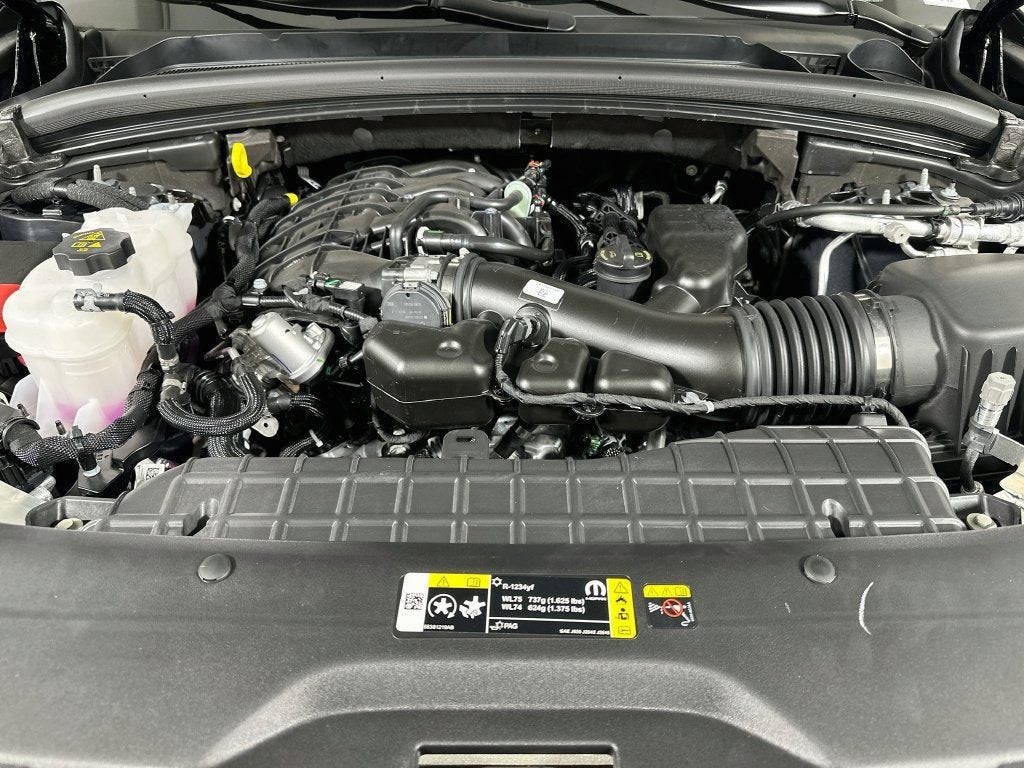 2027 Jeep Grand Cherokee Base