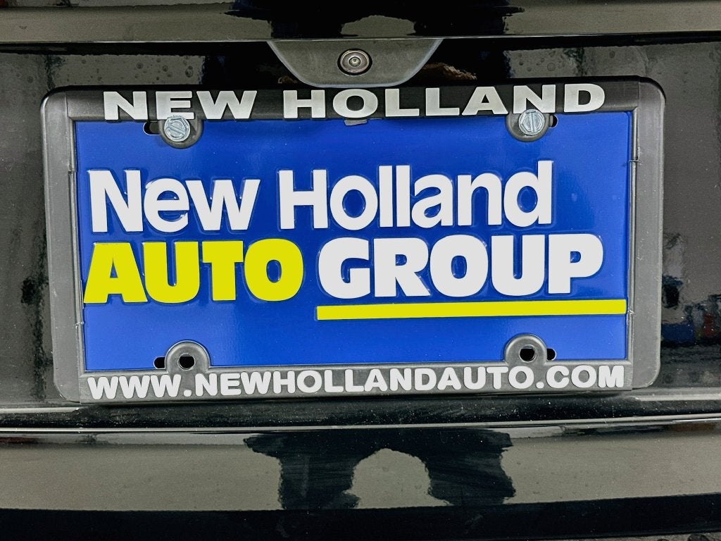 2027 Jeep Grand Cherokee Base
