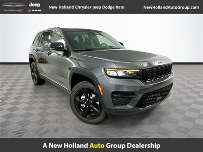 2025 Jeep Grand Cherokee Base