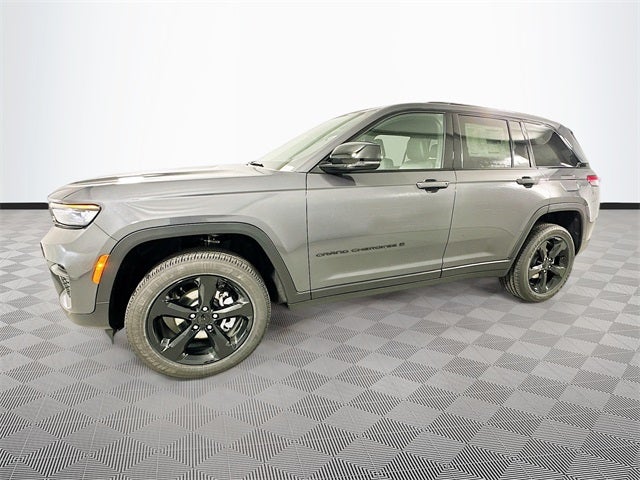 2025 Jeep Grand Cherokee Base