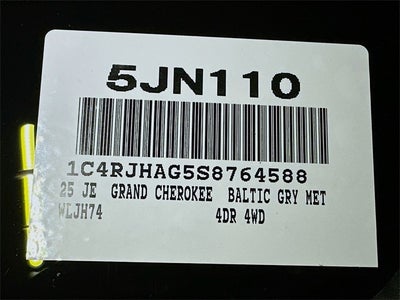 2025 Jeep Grand Cherokee Base