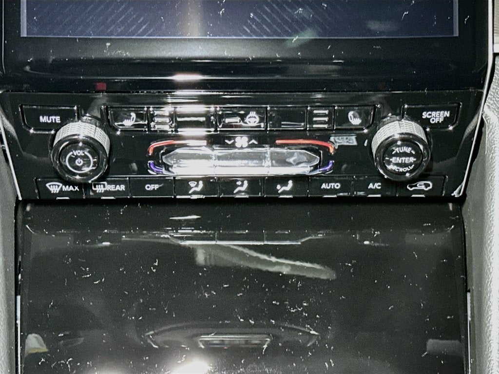 2027 Jeep Grand Cherokee Base