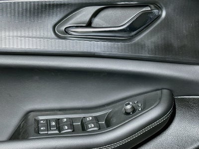 2027 Jeep Grand Cherokee Base