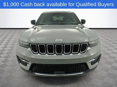 2027 Jeep Grand Cherokee Base