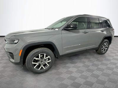 2027 Jeep Grand Cherokee Base