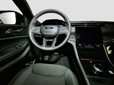 2027 Jeep Grand Cherokee Base