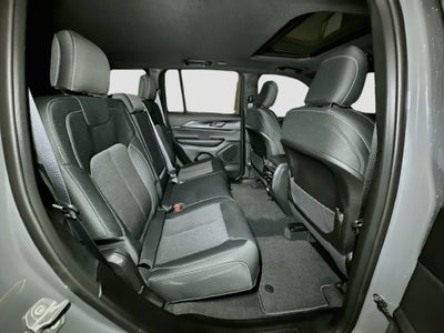2027 Jeep Grand Cherokee Base
