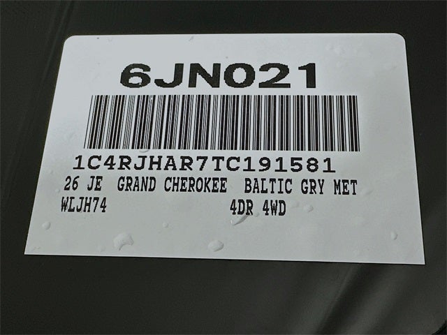 2026 Jeep Grand Cherokee Laredo