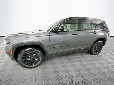 2026 Jeep Grand Cherokee Laredo