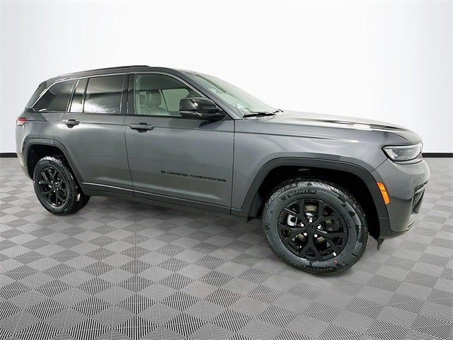 2026 Jeep Grand Cherokee Laredo