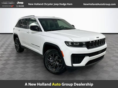 2027 Jeep Grand Cherokee Base