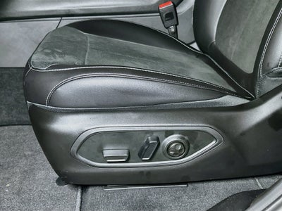 2027 Jeep Grand Cherokee Base