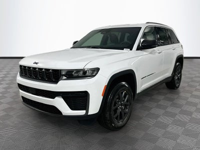 2027 Jeep Grand Cherokee Base