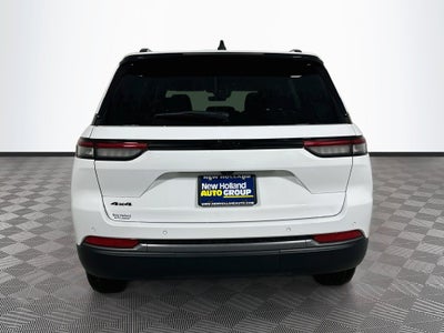 2027 Jeep Grand Cherokee Base