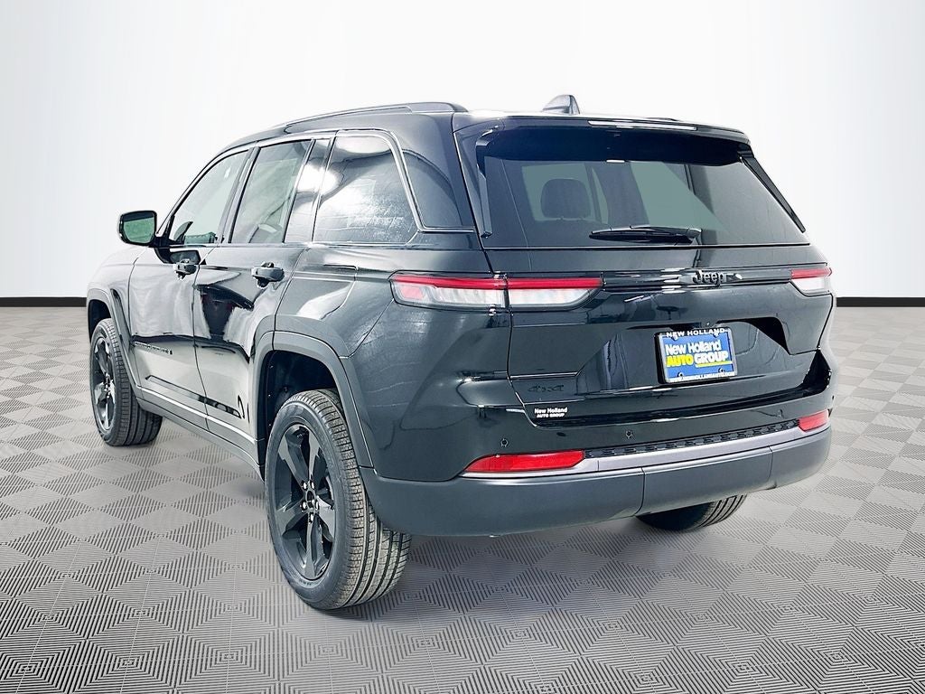 2026 Jeep Grand Cherokee Base