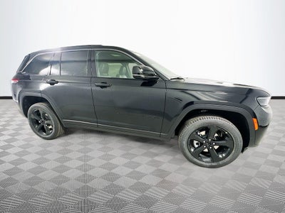 2026 Jeep Grand Cherokee Base