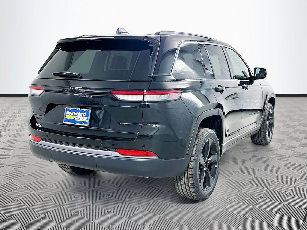 2026 Jeep Grand Cherokee Base