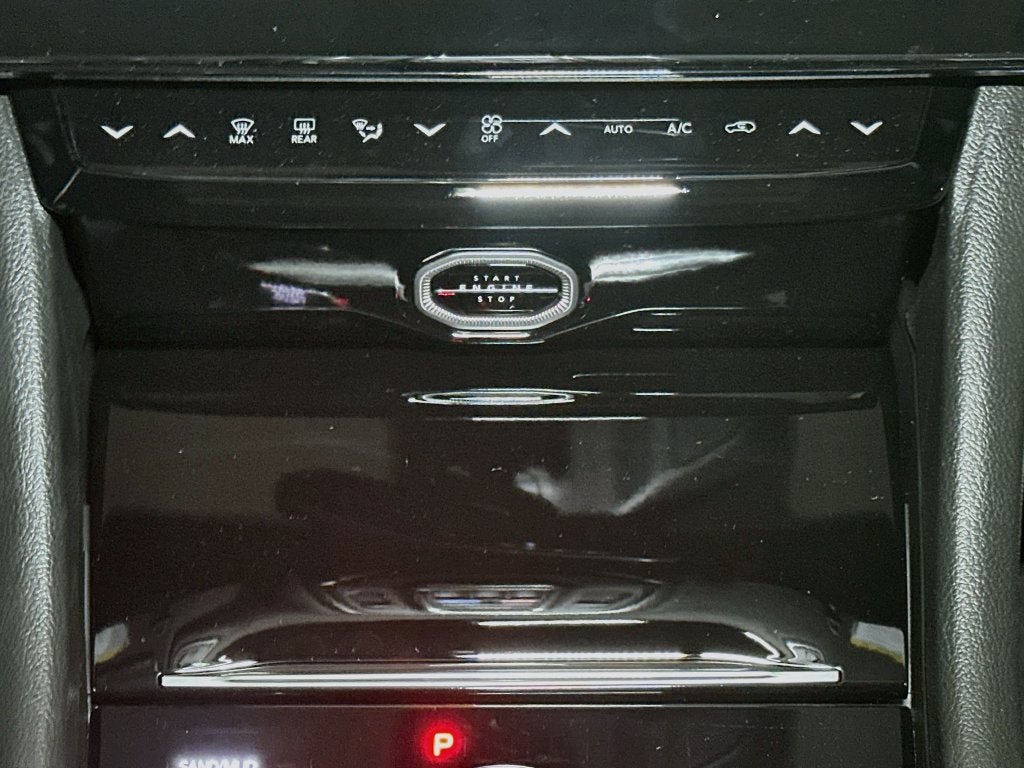 2027 Jeep Grand Cherokee Base