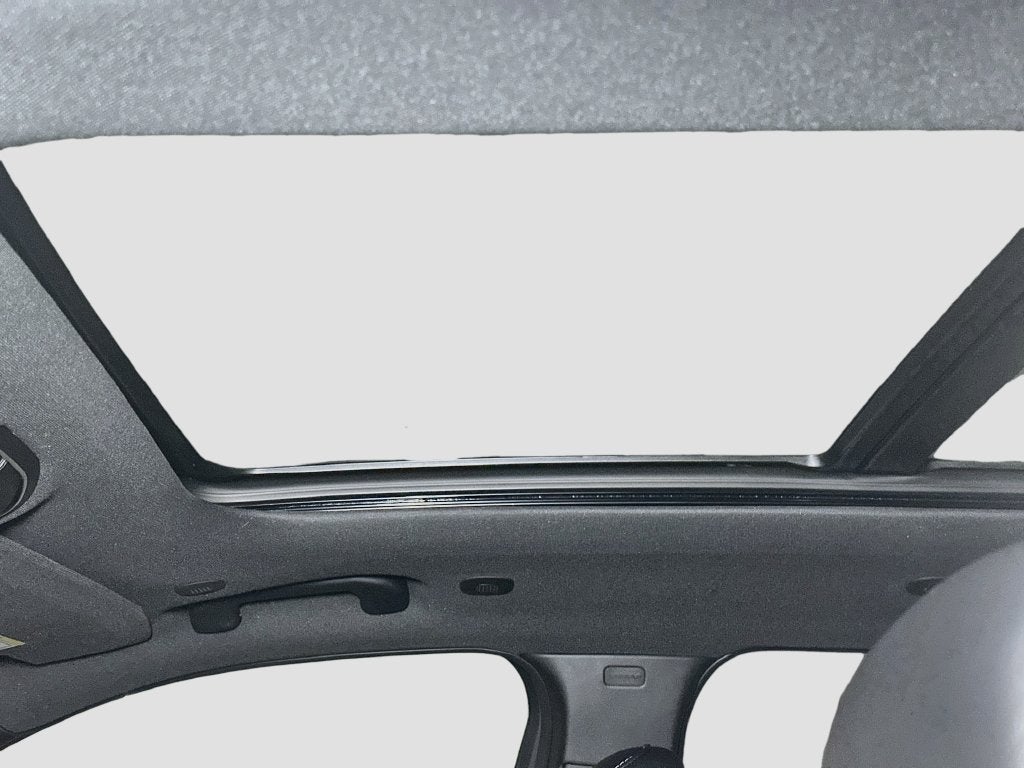 2027 Jeep Grand Cherokee Base
