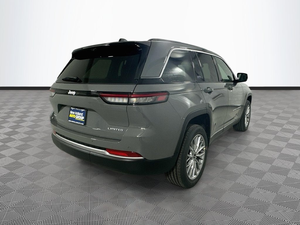 2027 Jeep Grand Cherokee Base