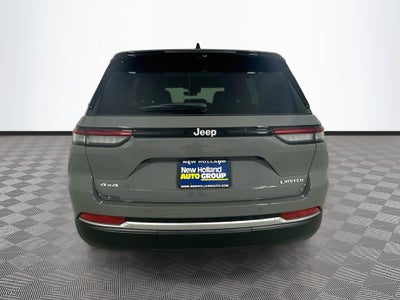 2027 Jeep Grand Cherokee Base