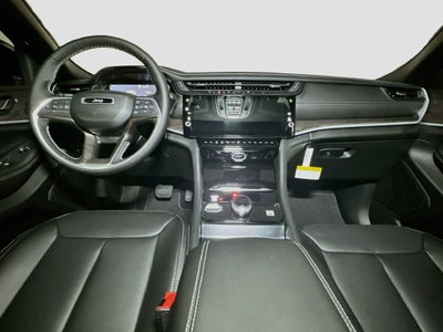 2027 Jeep Grand Cherokee Base