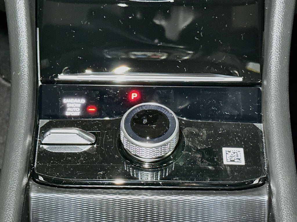2027 Jeep Grand Cherokee Base