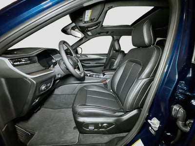 2027 Jeep Grand Cherokee Base