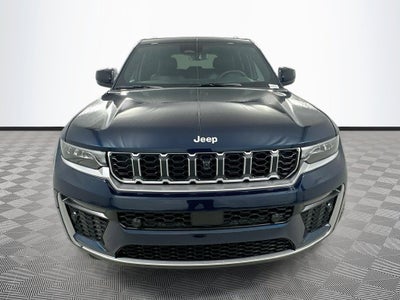 2027 Jeep Grand Cherokee Base