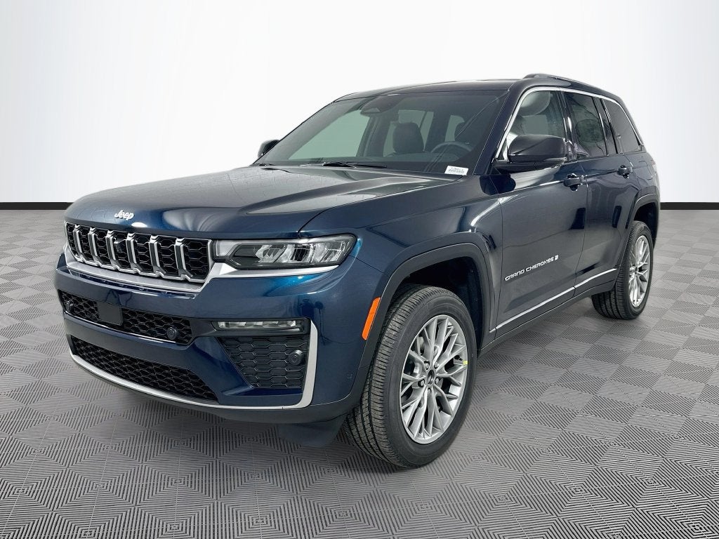 2027 Jeep Grand Cherokee Base