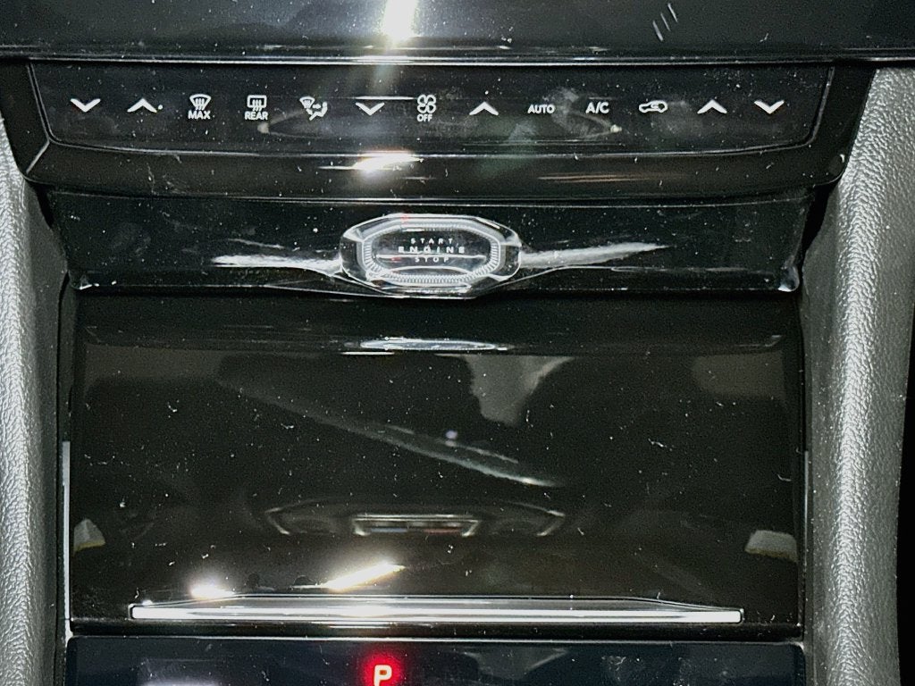 2027 Jeep Grand Cherokee Base